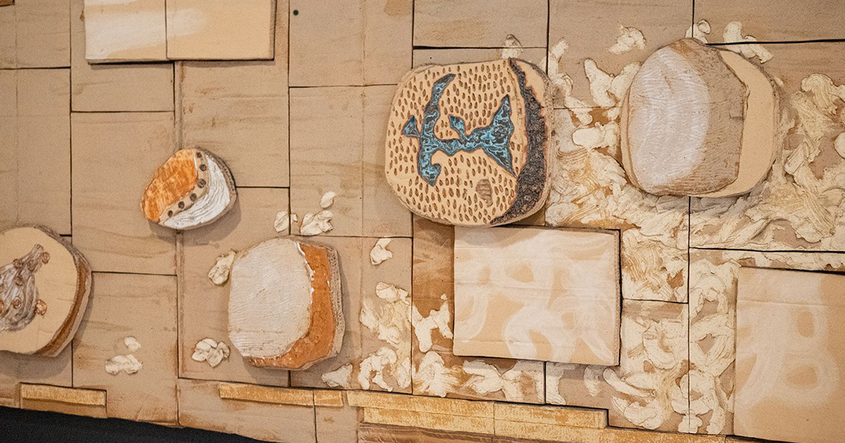 日比野克彦《時代はサーカスの象にのって》